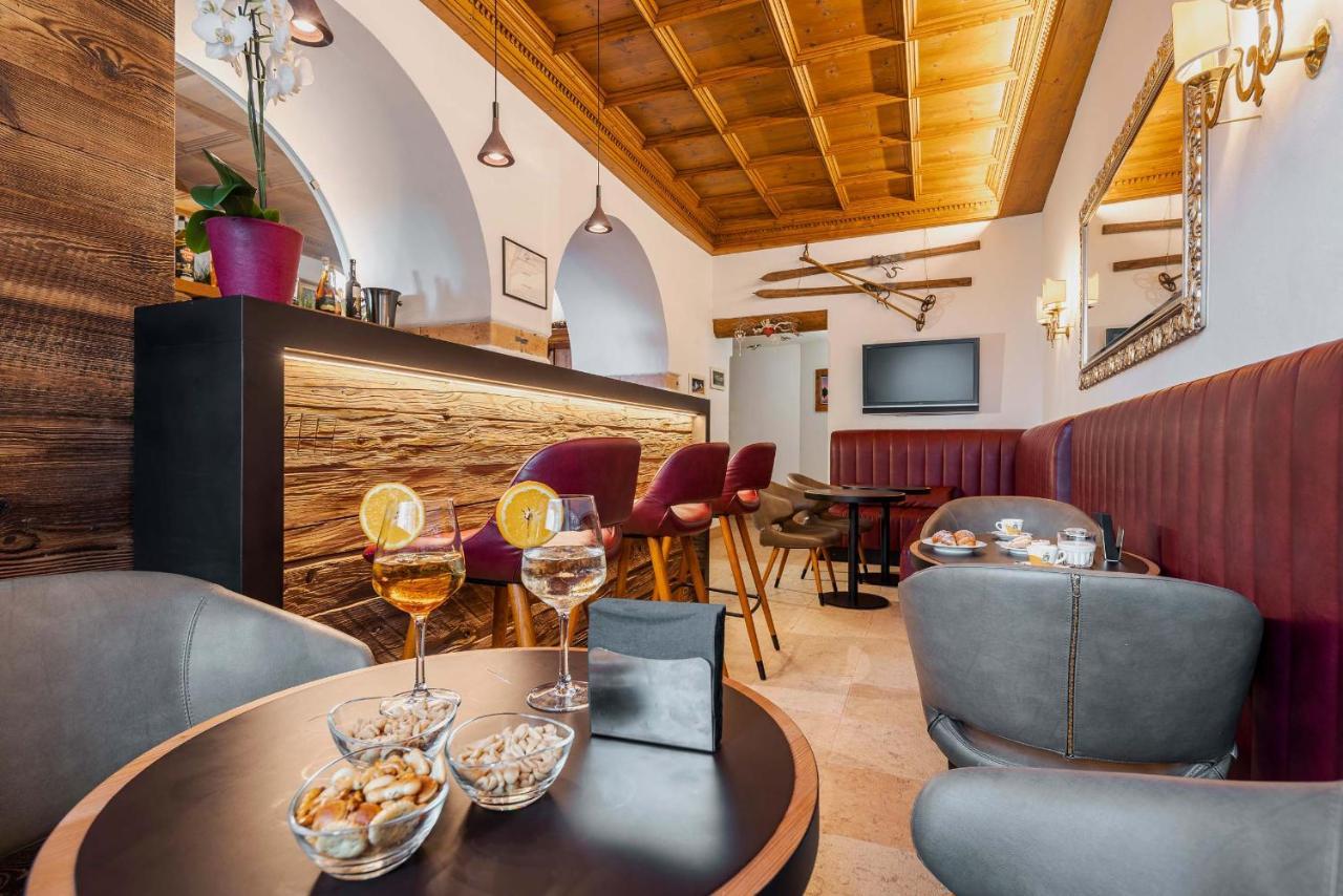 Royal Hotel Cortina Cortina dʼAmpezzo Zewnętrze zdjęcie